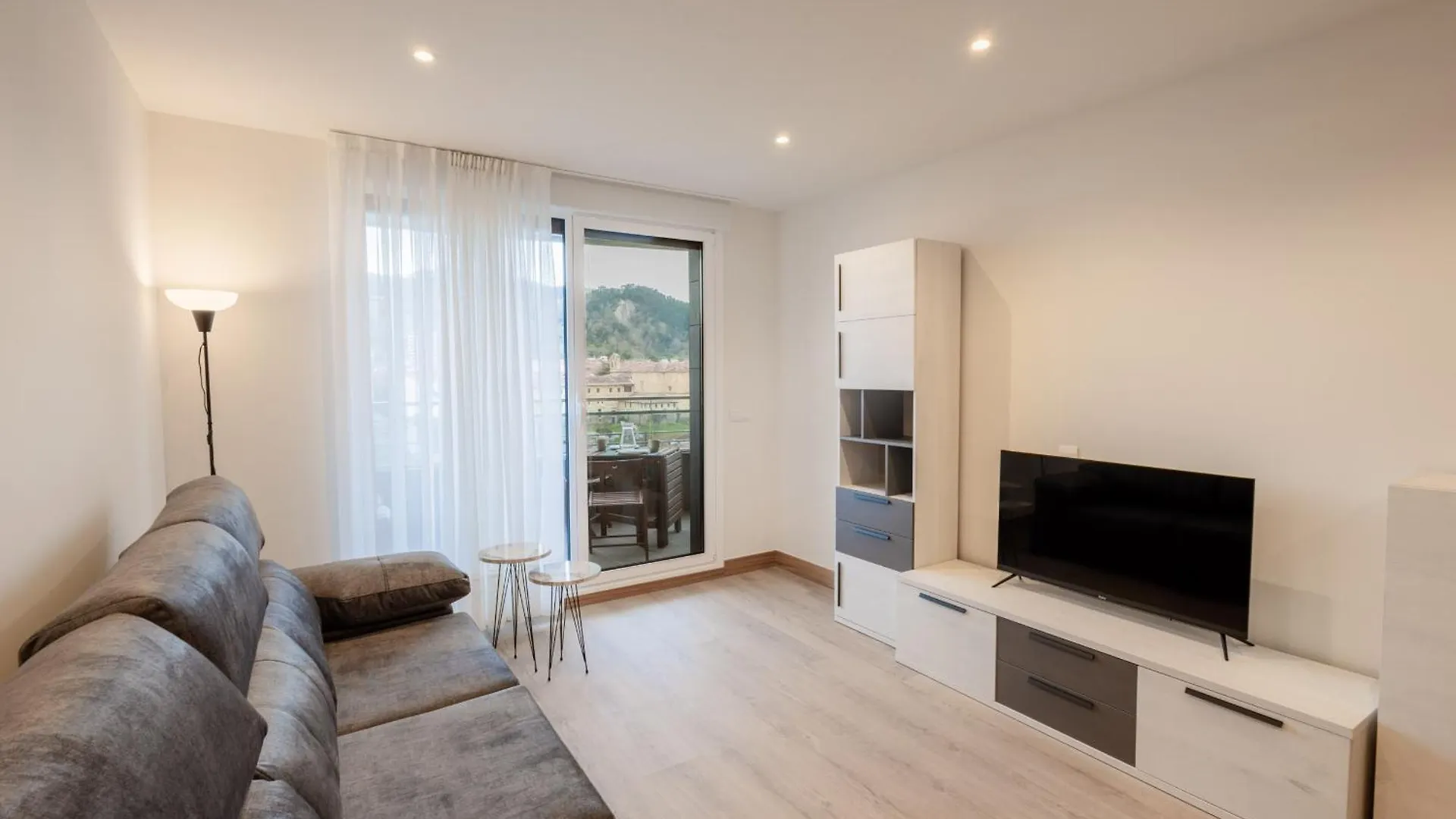 Apartamento Artik I Local Rentss Zarautz