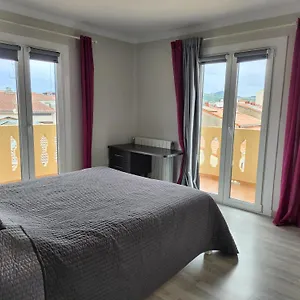 Apartamento Piso Centrico Amplio-luminoso, Zarautz